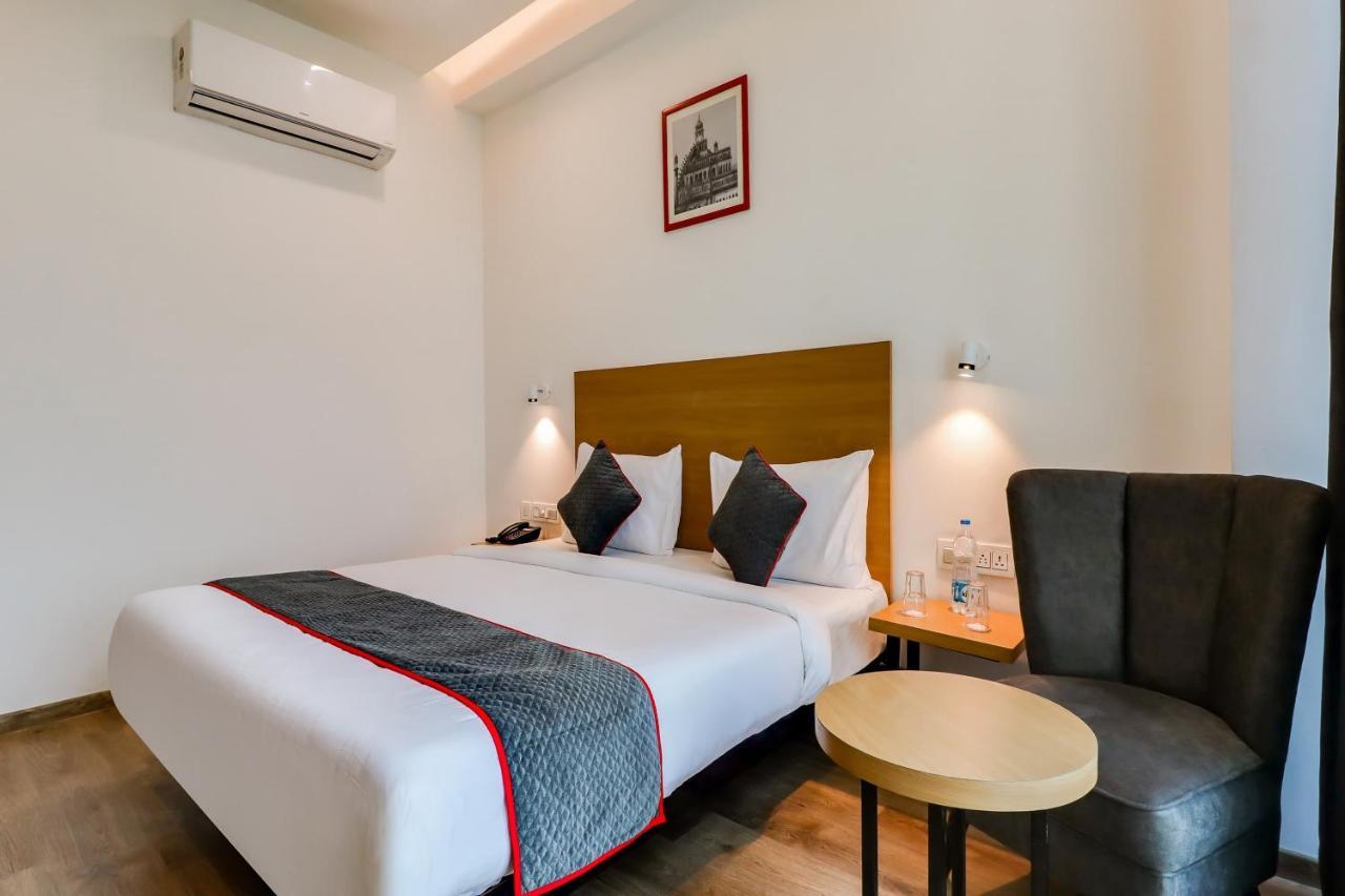 Chinhat Super Townhouse Jashn酒店 外观 照片