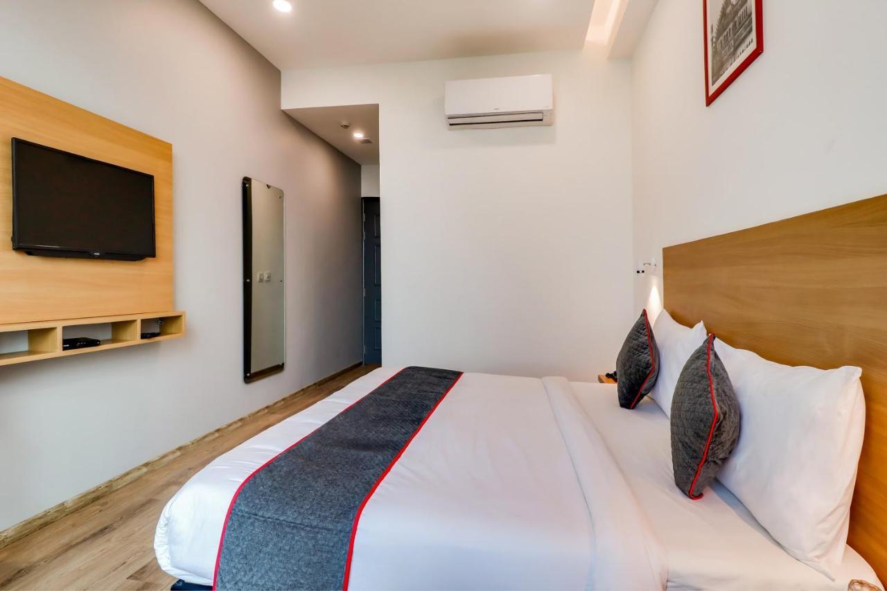 Chinhat Super Townhouse Jashn酒店 外观 照片