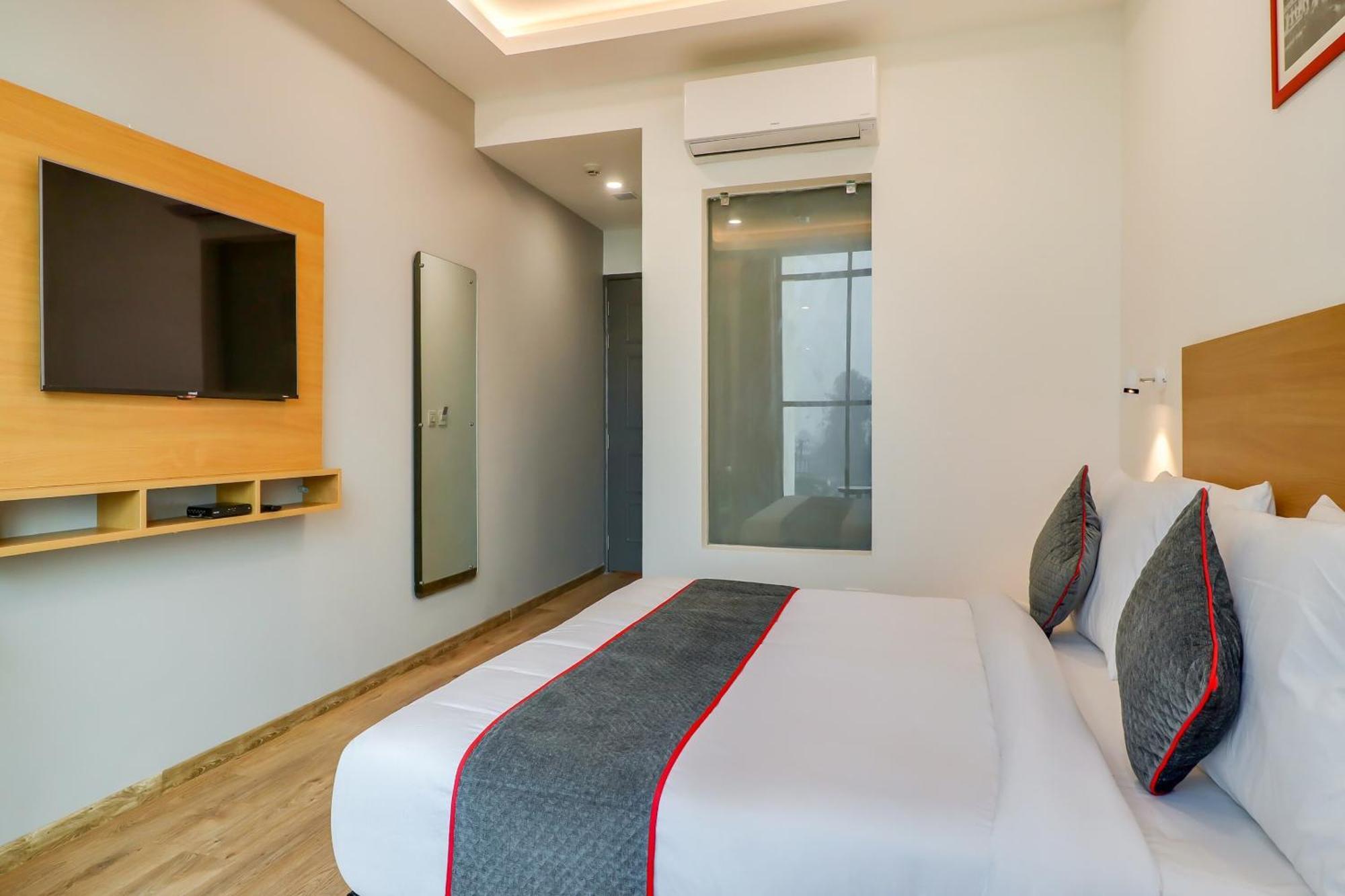 Chinhat Super Townhouse Jashn酒店 外观 照片