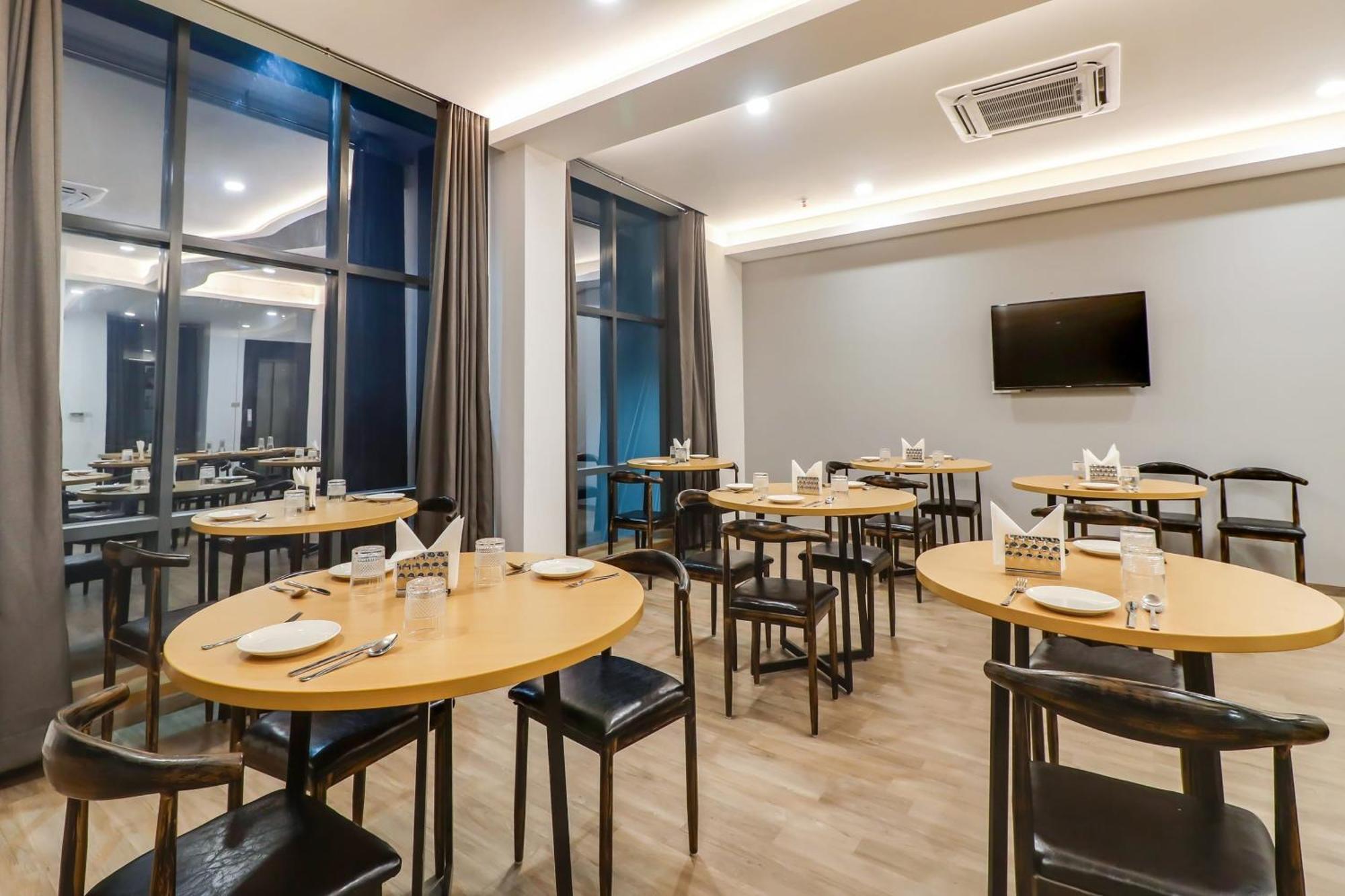 Chinhat Super Townhouse Jashn酒店 外观 照片