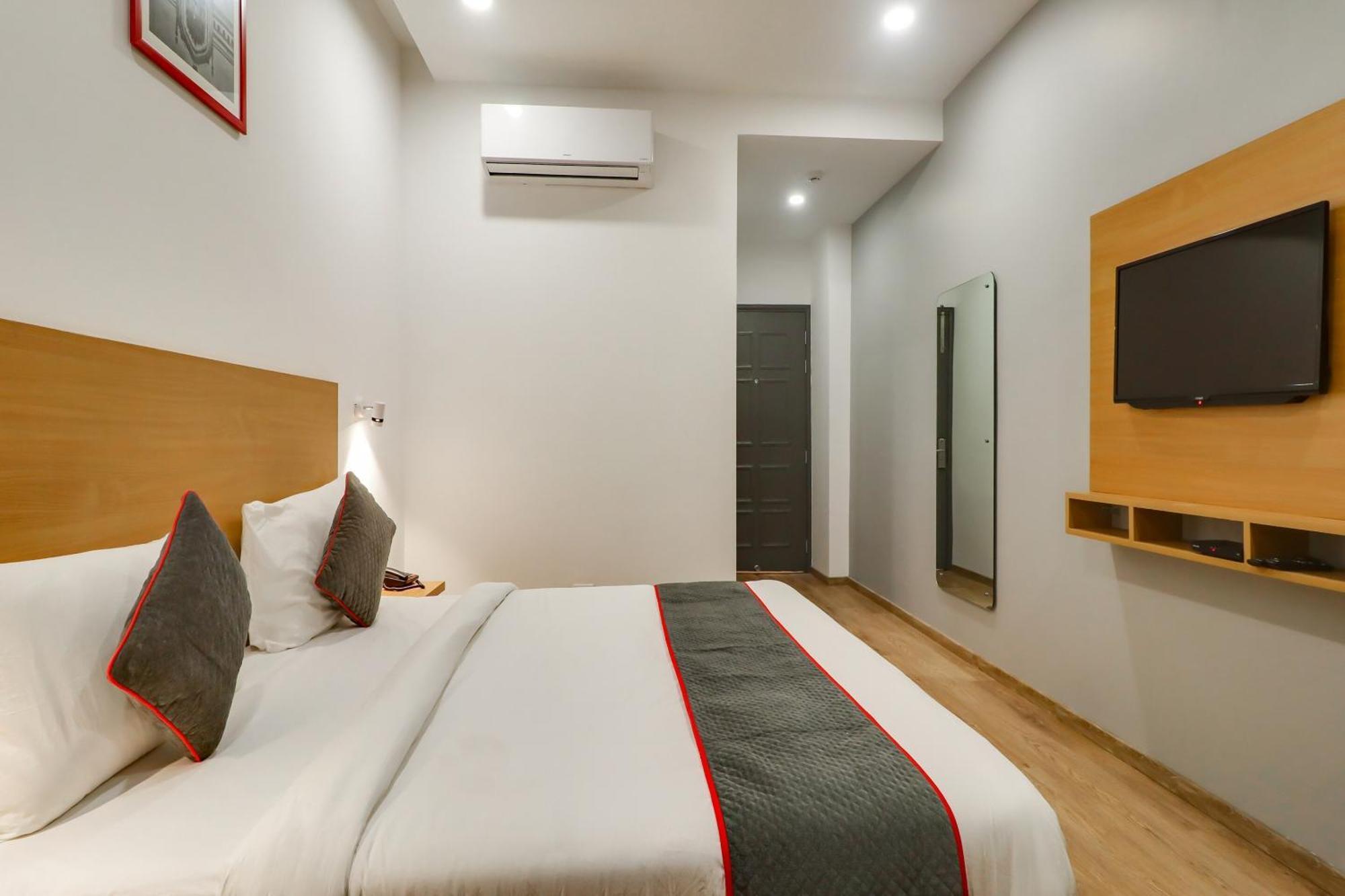 Chinhat Super Townhouse Jashn酒店 外观 照片